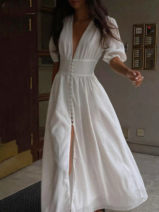 Vestido Branco com Botões na Frente